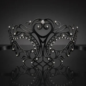 Heart Centerpiece Metal Filigree Mask